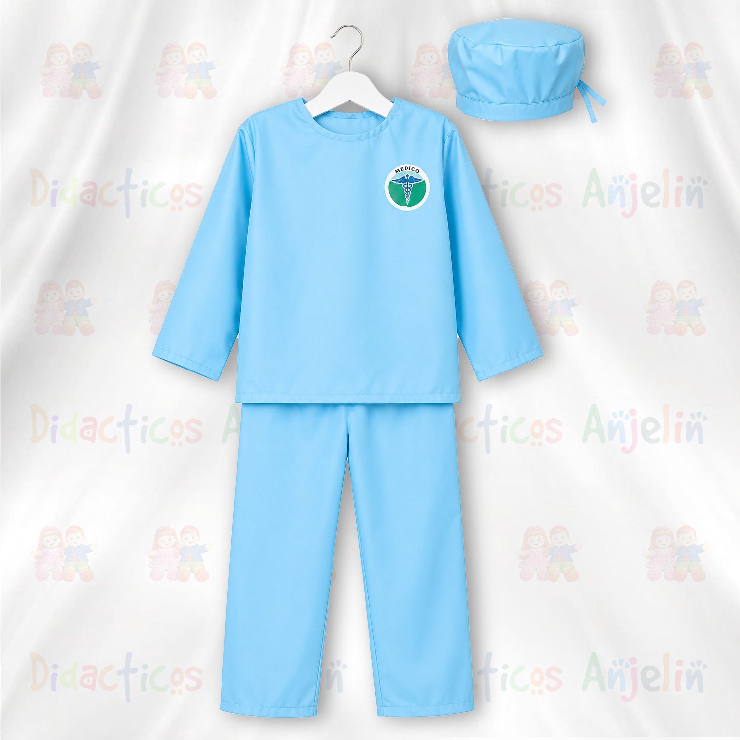 Disfraz de doctor para niño o niña colgado en gancho, uniforme de doctor infantil hecho a mano fondo blanco