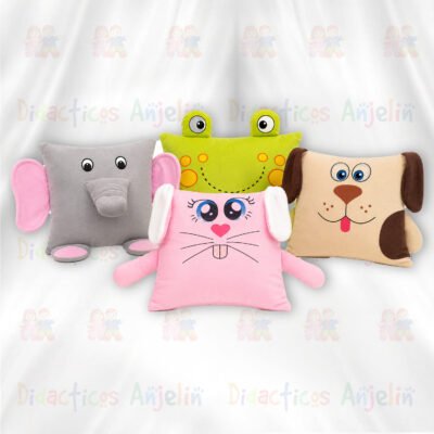 Colección de cojines infantiles decorativos con diseños de animales tiernos elaborados en tela suave tipo peluche. Incluye modelos de elefante, rana, coneja y perrito, cada uno con detalles tridimensionales acolchados y colores llamativos ideales para la estimulación visual y sensorial de los niños. Perfectos para habitaciones infantiles, salas de juego, guarderías y decoración temática.